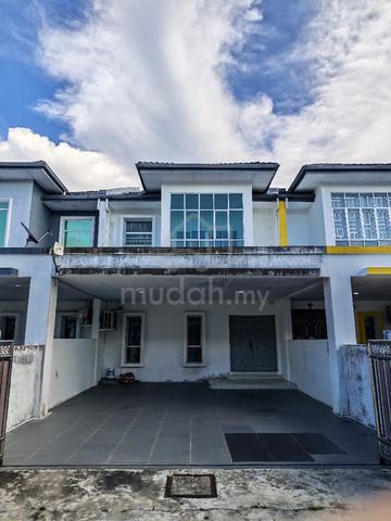 Double Storey Intermediate Terrace - Top Villa 1
