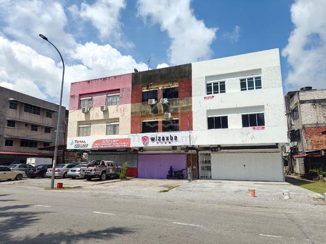 First Floor Shoplot for Rent – Ong Kim Wee 1