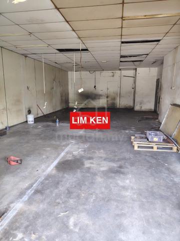 Batu Maung 900sqft. Warehouse Factory Penang (nice location) 1