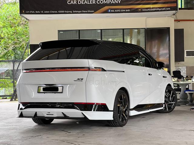 2025 Xpeng X9 STANDARD RANGE 2WD PRO MY25 (A) - 2