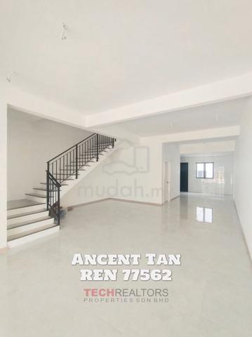 FOR RENT｜Double Storey Terrace House Bukit Banyan 1