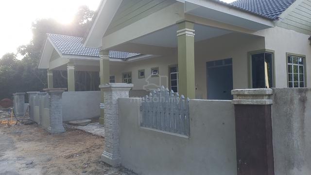 Rumah Semi D di Bandar Dungun 1
