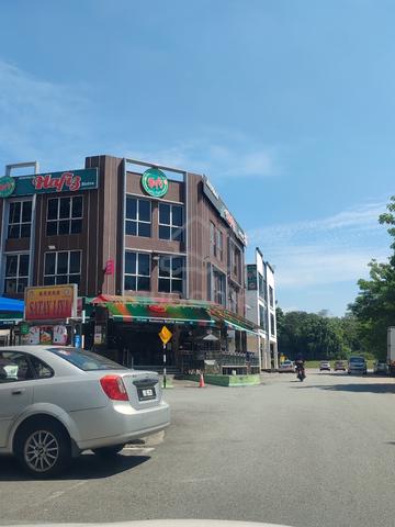 3 Storey Corner Shop @ Taman Mutiara Mas  Skudai 2