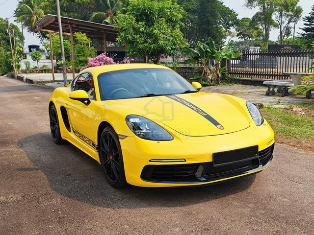 2017 Porsche CAYMAN 2.0 718 MY2017 (A) - 1