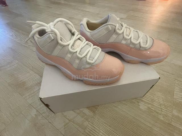 Carousel Image Selected