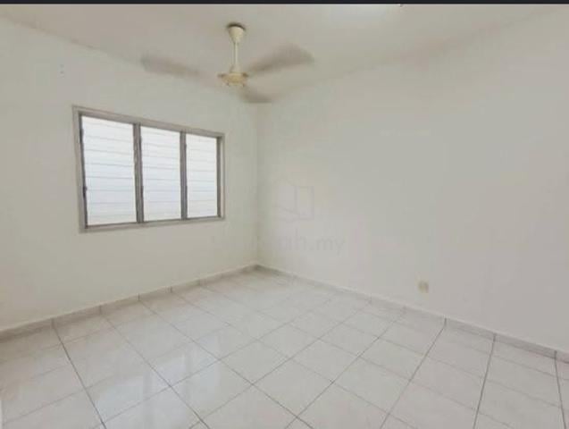 Enggang Apartment 1