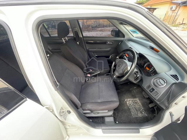 2010 Suzuki SWIFT 1.5 PREMIER (A) - 4