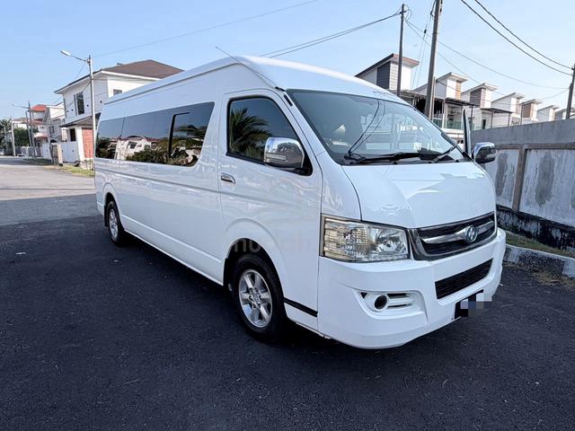 2016 Cam PLACER-X 3.0 A6 18 Seater Black Interior - 2