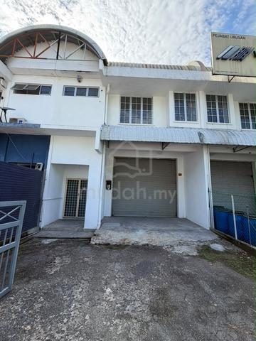 1.5 Storey Warehouse Taman Perindustrian IKS Batu Caves Selangor 1