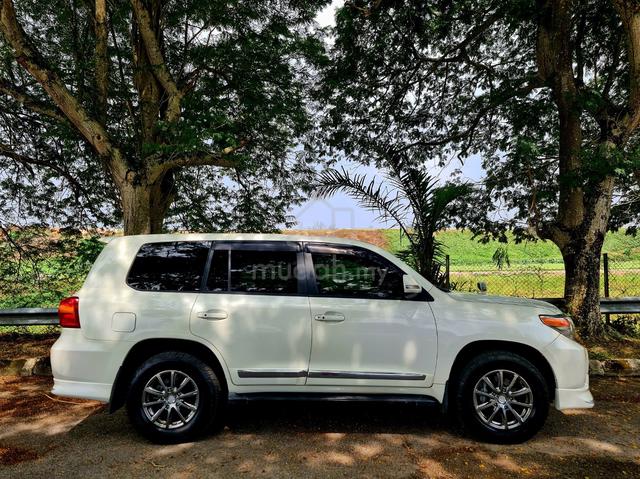 Toyota Landcruiser 4.6 AX 7Seater Bodykit Android - 3