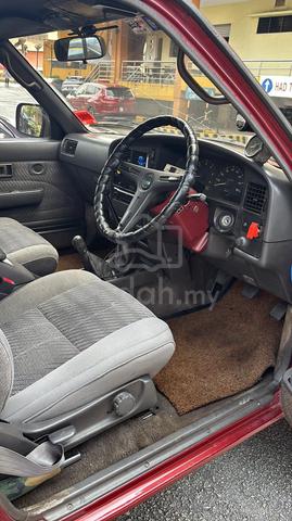 1995 Toyota HILUX 2.8 LN107 (M) - 5