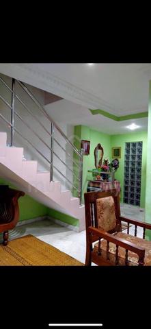2 Storey House , Lep 4 , Lestari Putra , Renovated , 20x70 , 100% Loan 1