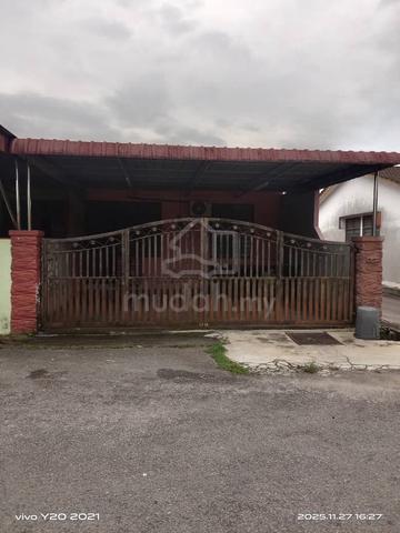 Rumah Teres Setingkat di Taman Mahsuri Untuk dijual 1