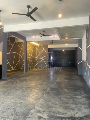 Jalan Bestari,Taman Industri jaya Double Storey Shoplot 5