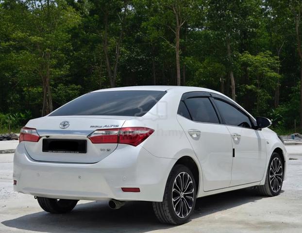 2015 Toyota COROLLA ALTIS 2.0 V (A) - 2