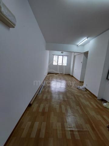 Ara Green Apartment Sungai Ara 1