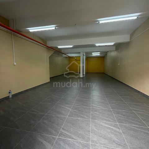 Jalan Sri Pelangi @ Town Area Renovated GF & 2nd Flr Shoplot for rent 1