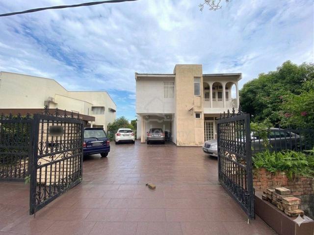 TANAH LUAS+ MURAH Bungalow 5 Bilik Seksyen 2 Shah Alam 1