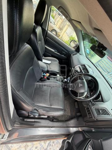 2016 Mitsubishi ASX 2.0 GL 2WD FACELIFT (A) - 3