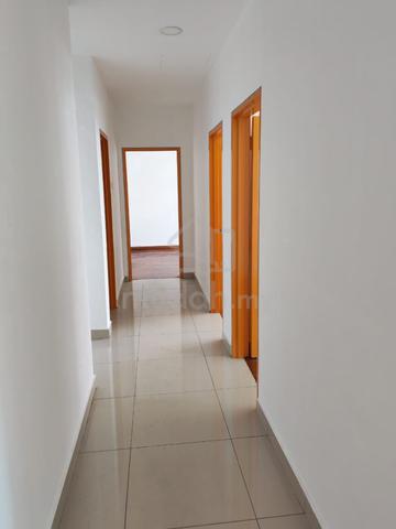 i-Residence @ i-City 1