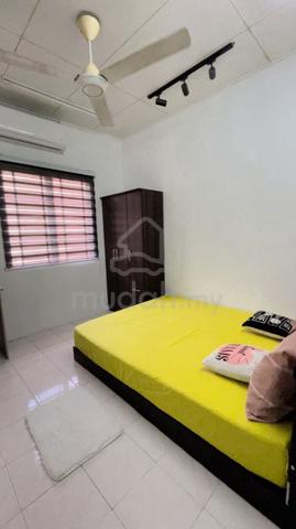 Medium Room at Setia impian u13 Zero Deposit Ready Movein Nice Room 1