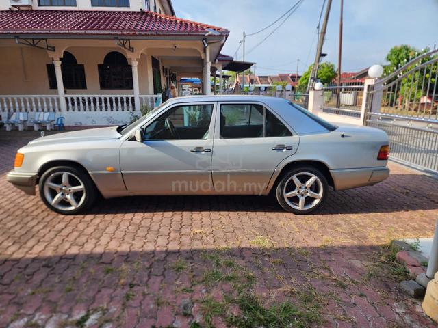 1995 Mercedes Benz 230E 2.3 W124 (A) - 4