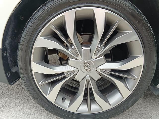 2015 Hyundai SONATA 2.0 (A) Sunroof - 4