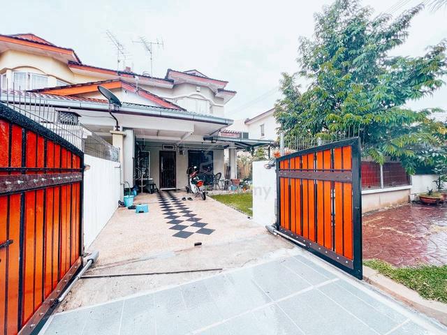 Fully Furnished Two Storey End Lot Saujana Damansara Petaling Jaya 1