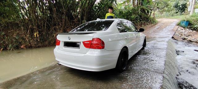 2011 Bmw 318i E90 FACELIFT (A) - 2
