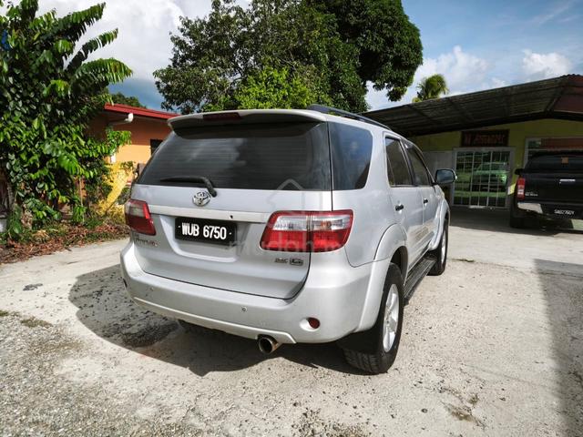 2010 Toyota FORTUNER 2.5 G FACELIFT (A) - 2
