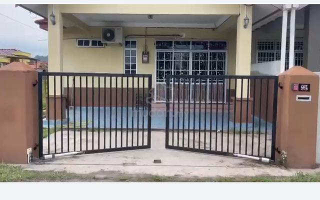 Rumah Untuk Dijual di Kg Pasir Panjang 1