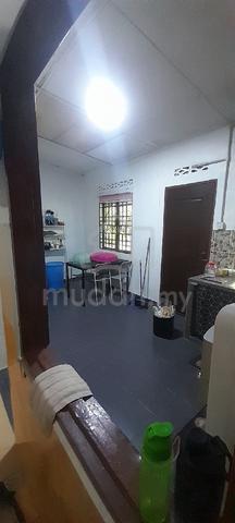 telok panglima garang 1