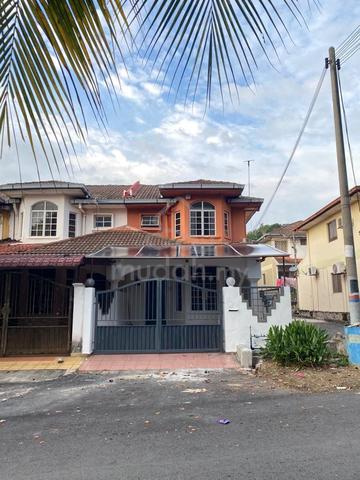 Bandar Bukit Puchong 2 Storey END LOT RENOVATED EXTEND OPEN FACING 1