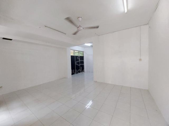Seri Juru Corner Lot 2storey Unfurnished for Rent 1
