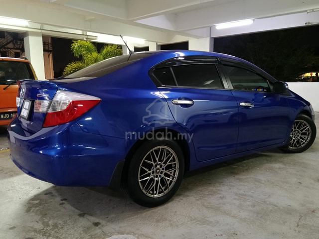 Honda Civic FB 1.5 HYBRID auto tahun 2013 - 3