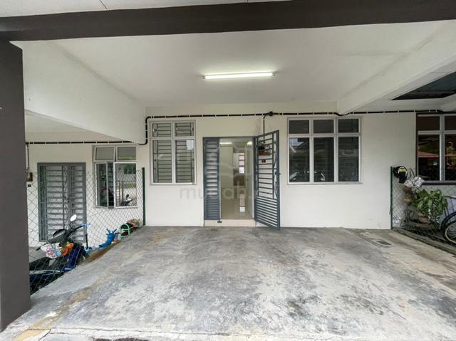 Rumah Teres Setingkat Freehold di Taman Senimas, Kuala Pilah 1