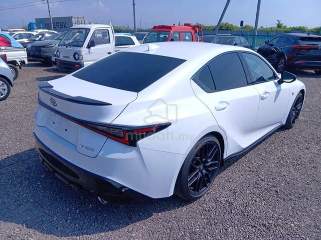 [Ready Stock] 2023 Lexus IS300 F-SPORT MODEBLACK 3 - 5