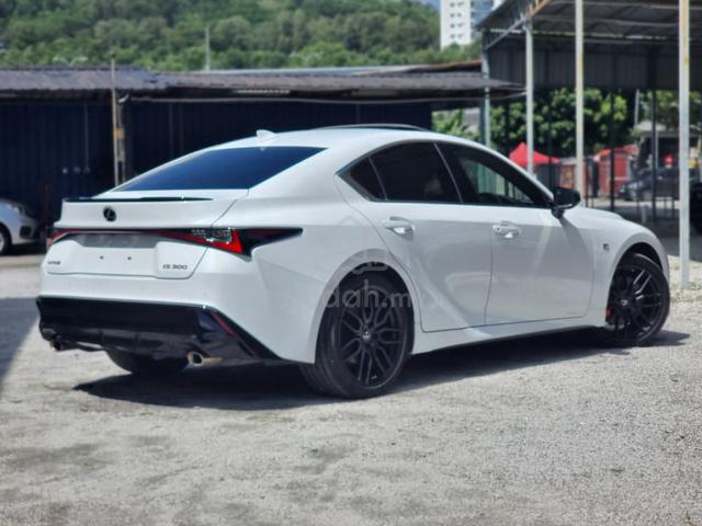2021 Lexus IS300 2.0 F SPORT MODE BLACK (A) RED SR - 2