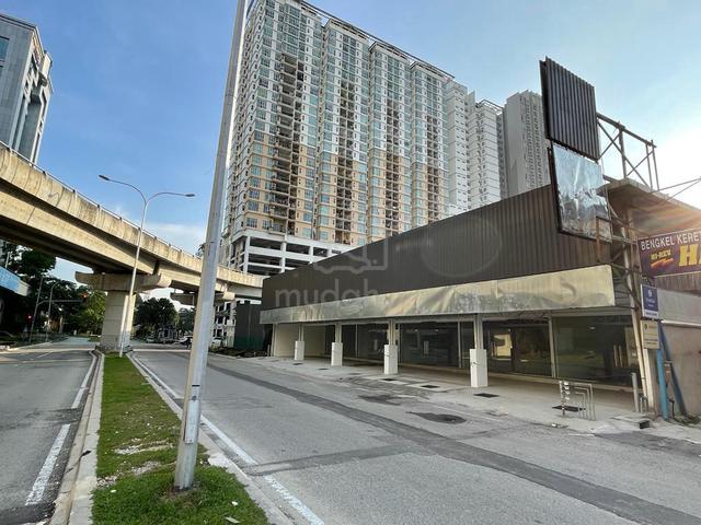 Subang jaya , USJ 1 ground floor shop for rent , high customer traffic 1