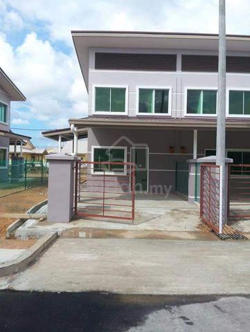 Terraced house for sale below market value 1