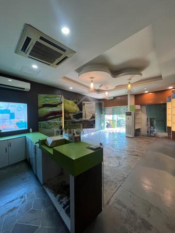 Endlot - Ground Floor, Facing Main Road (Next to My EG) 1