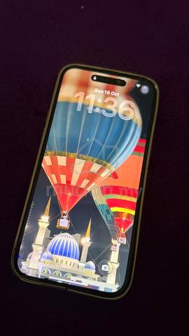 Carousel Image Selected