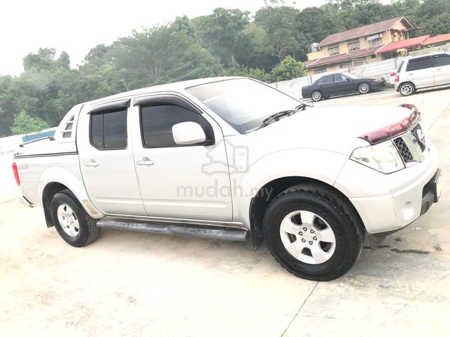 Nissan NAVARA 2.5SE 4WD(M)LEATHER SEAT/FULL CANOPY - 2