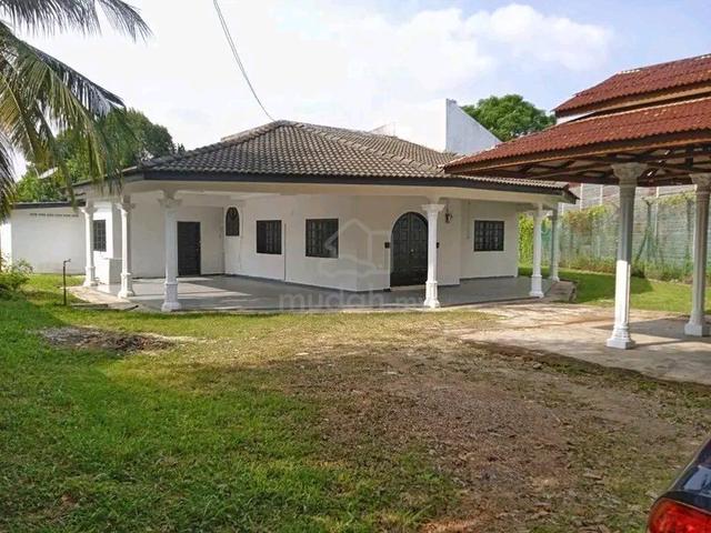 Bunglow Suku Ekar 1