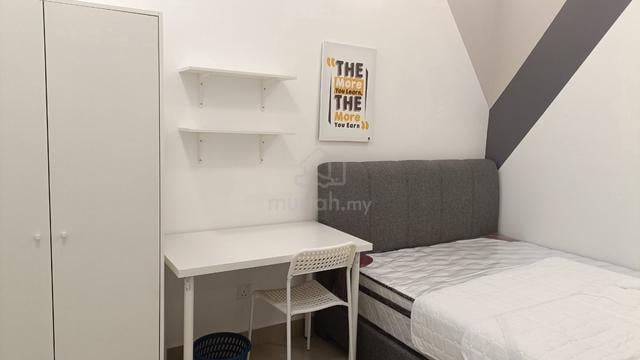 Lavile Residence Medium Room 🚶2min Maluri MRT 🚉 4min Sunway Velocity 1