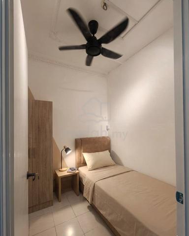 Room for Rent Cheras,Bandar Sri Permaisuri,UKM & LRT,Salak Selatan 1