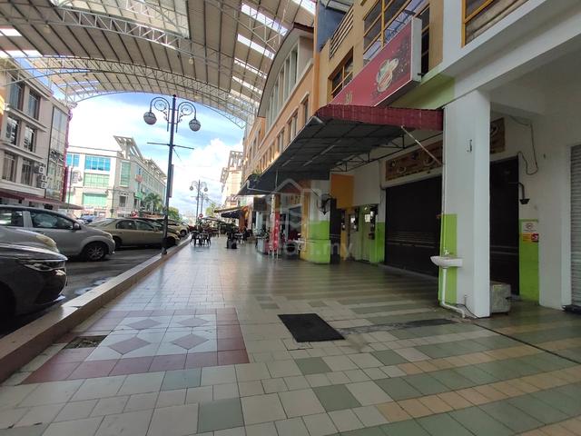 Nice 3 Storey Shoplot In Era Square For Sale 1