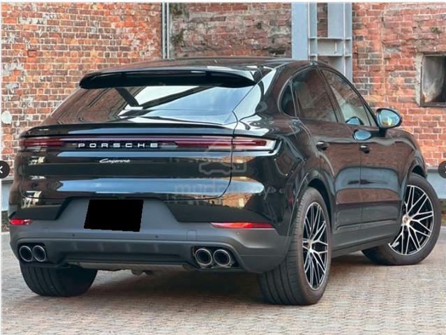 2024 Porsche CAYENNE 3.0 COUPE (A) *BOSE* - 4