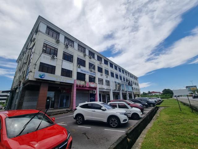 4 Storey Corner Shoplot (999 title) in town/near Icom Square 1