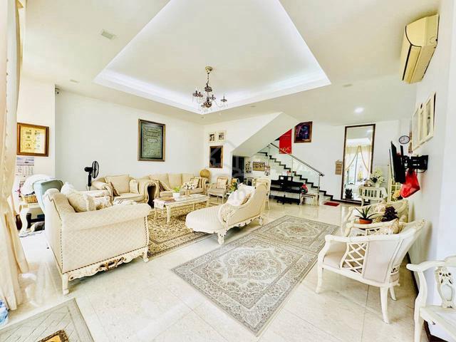 Villa Laman Cahaya TTDI,below market & fully furnished 1